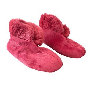 Dearfoams Red Slippers